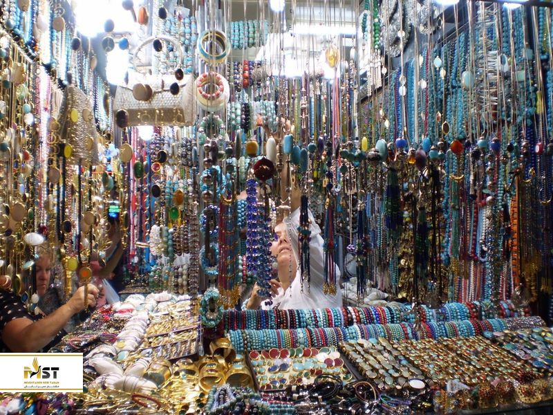 بازار بزرگ کوش آداسی