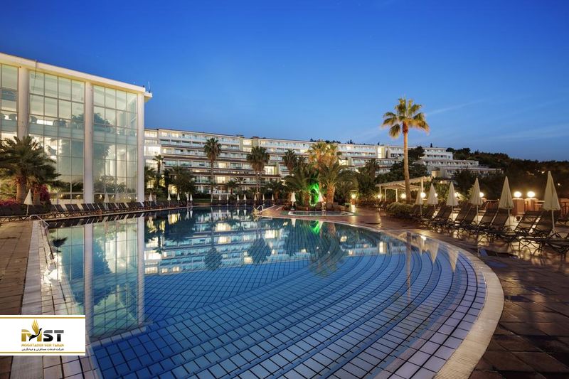 هتل Pine Bay Holiday Resort کوش&zwnj;آداسی