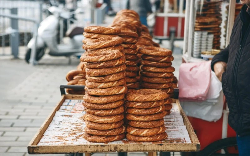 سیمیت از محبوب&zwnj;ترین غذاهای ترکی