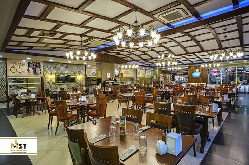 همان&zwnj;طور که فرهنگ دریای سیاه در ترابزون زنده نگه داشته شده، منطقه مرمره نیز زیبایی&zwnj;های منحصربه&zwnj;فرد و سلیقه محلی خود را دارد. غذاهای دریای مرمره بیشتر از غذاهای ترکیه آمده است. ترکیه یا تراس، در اصل قسمت شمالی یونان باستان که امروزه در قسمت جنوب بلغارستان، شمال شرق یونان و قسمتی از ترکیه قرار دارد. 