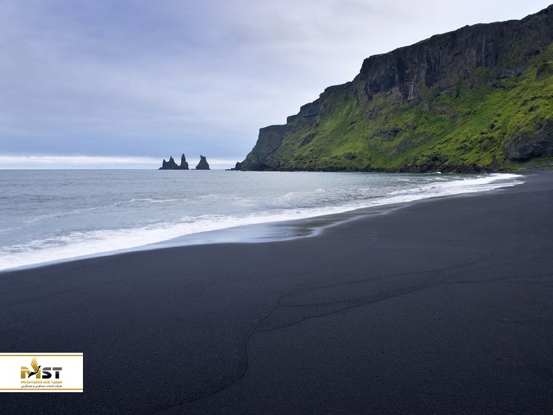 ساحل شن&zwnj;های سفید در ایسلند