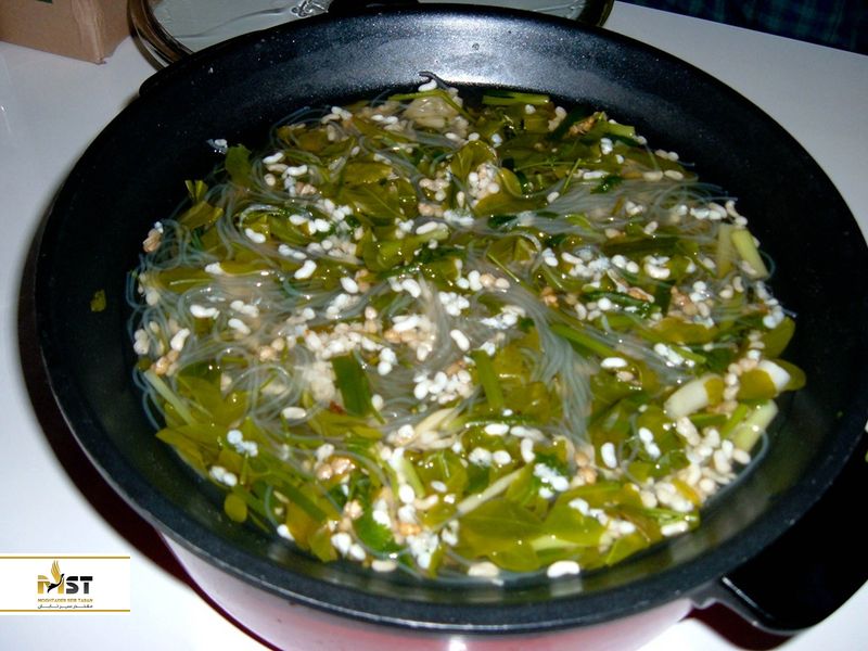 سوپ تخم&zwnj;های سفید مورچه