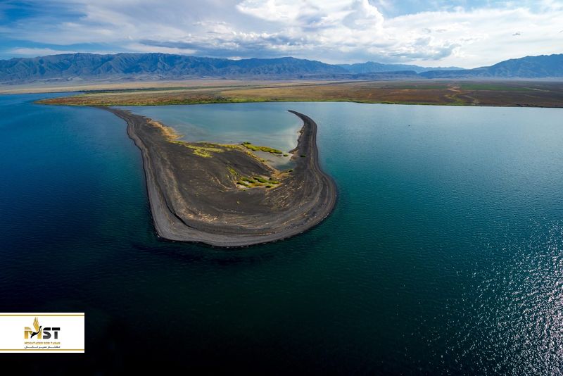 دریاچه بالخاش