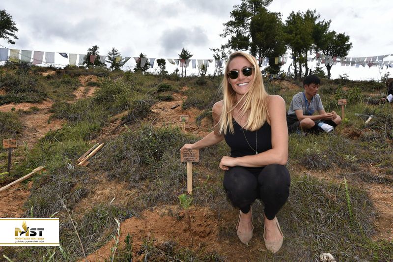 کیسی دِپکول