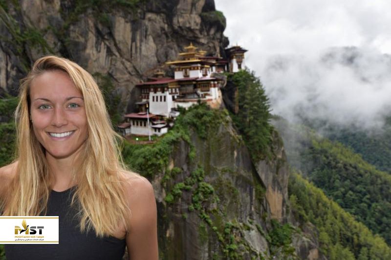 کیسی دِپکول در دور دنیا