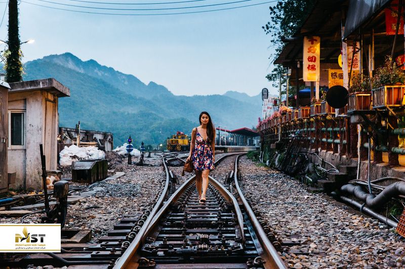 زبان کشور مقصد