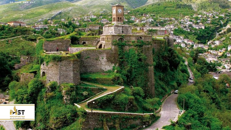  جیروکاسترا 