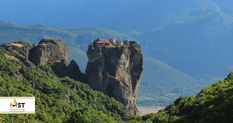 صومعه تثلیث مقدس